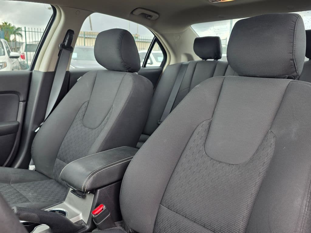2011 Ford Fusion SE - Photo 17