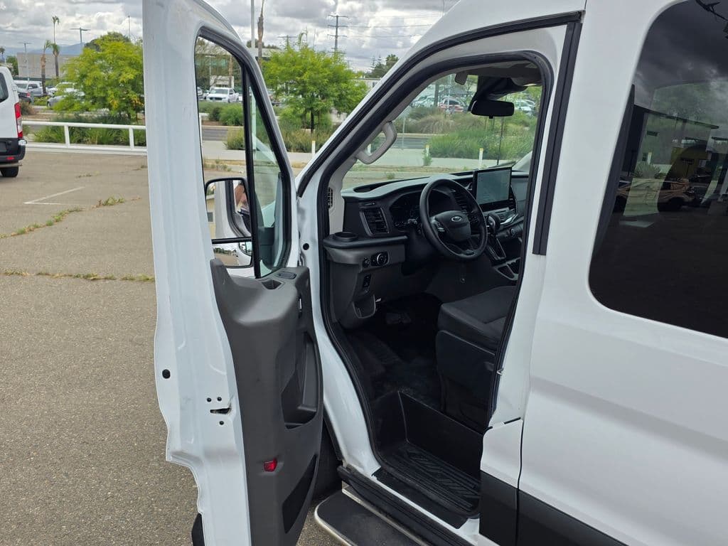 2023 Ford Transit-350 XLT - Photo 30