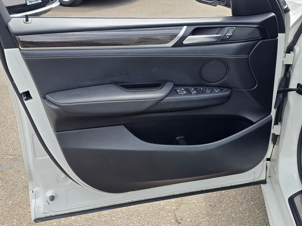 2017 BMW X3 xDrive28i - Photo 26