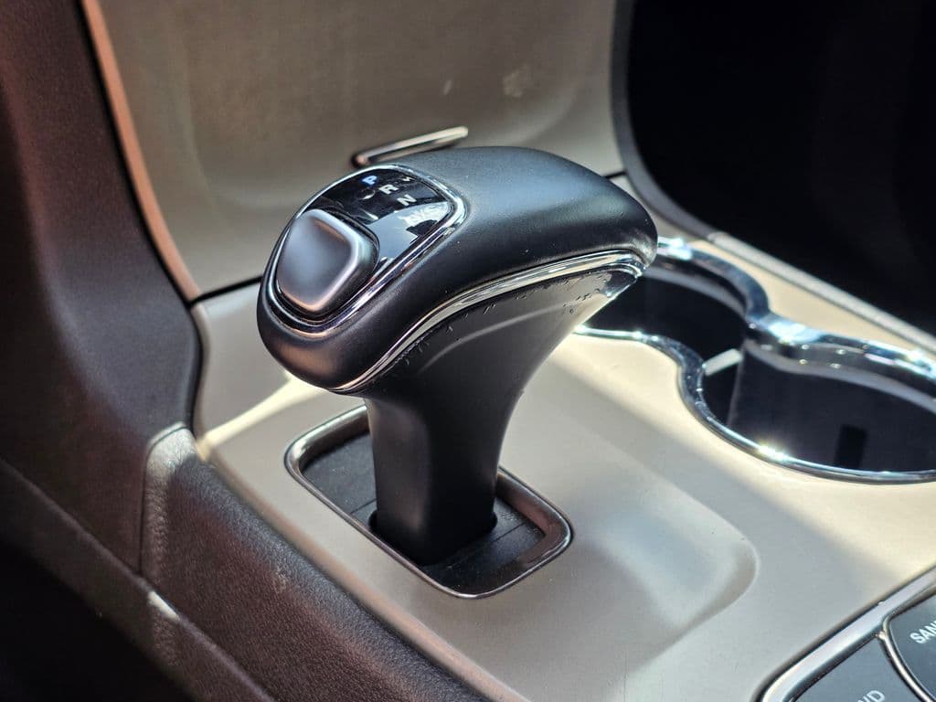 2015 Jeep Grand Cherokee Summit - Photo 39