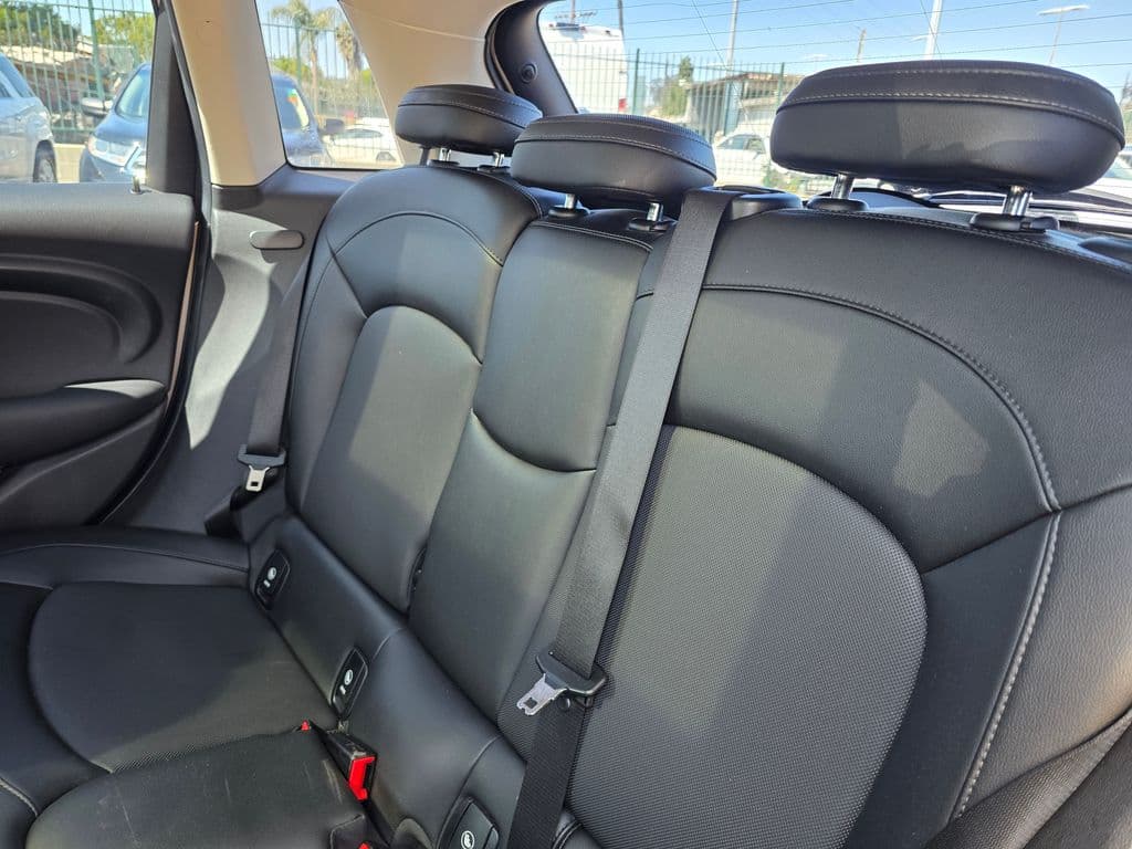 2016 MINI Cooper Base - Photo 10