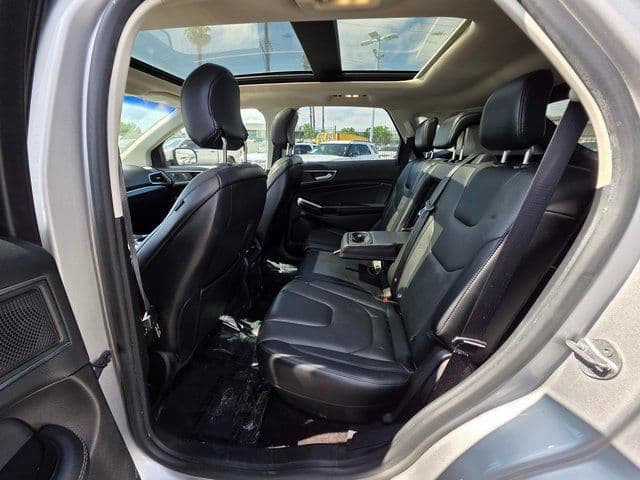 2019 Ford Edge Titanium - Photo 17