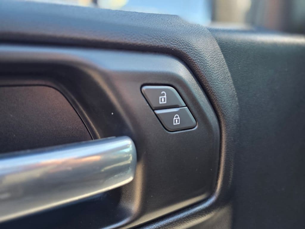 2020 Chevrolet Silverado 1500 Custom Trail Boss - Photo 25