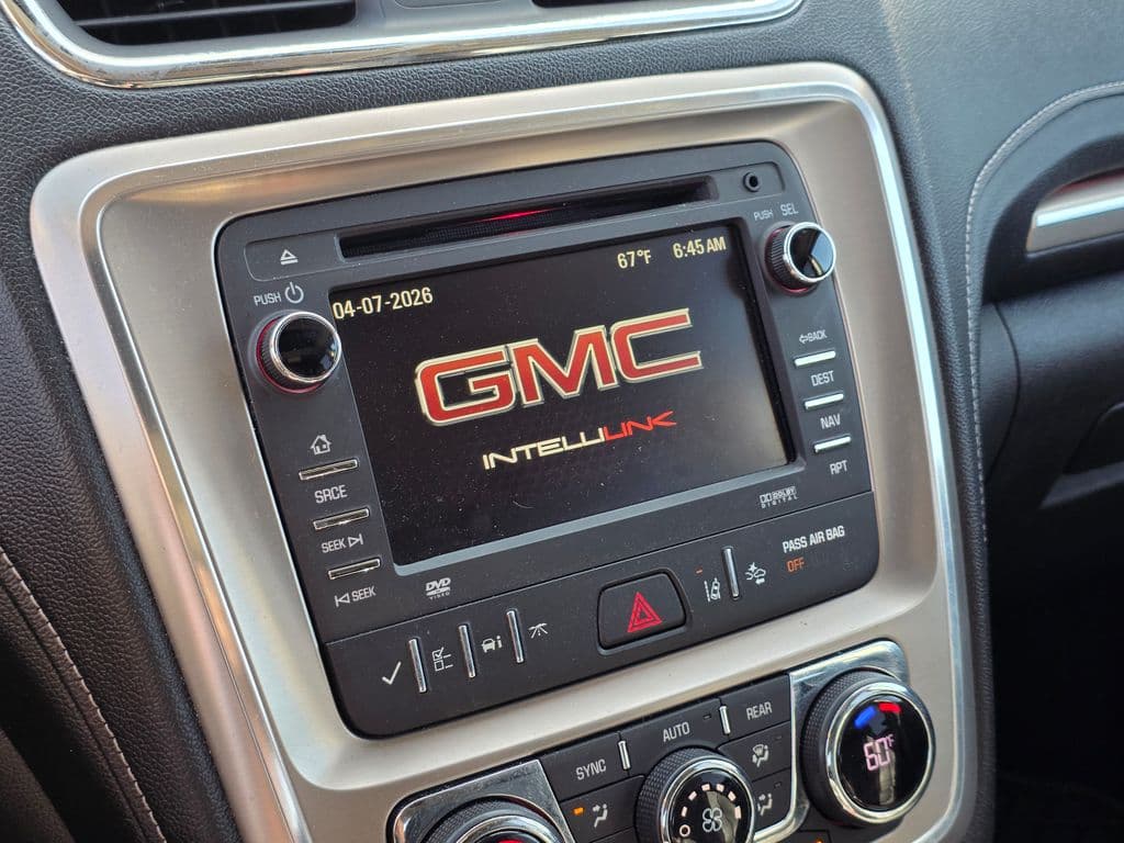 2016 GMC Acadia Denali - Photo 38