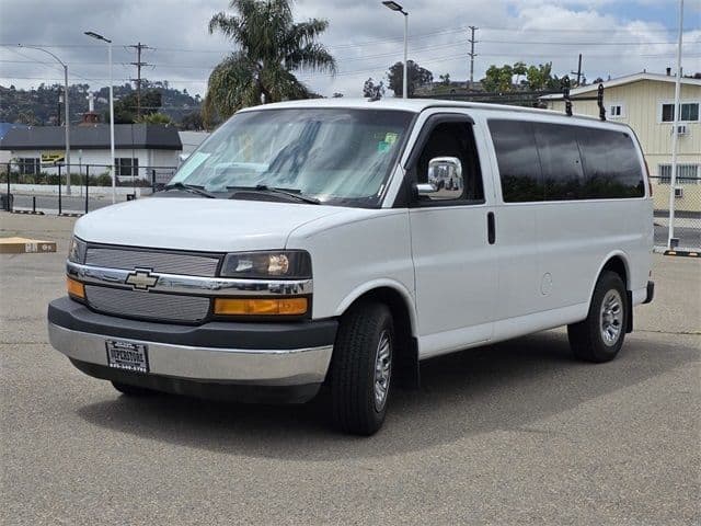 2014 Chevrolet Express 1500 LT - Photo 4