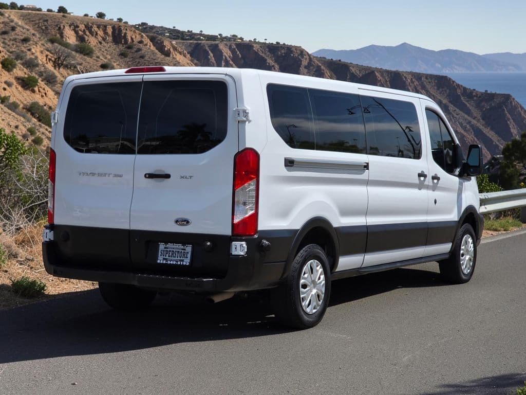 2019 Ford Transit-350 XLT - Photo 8