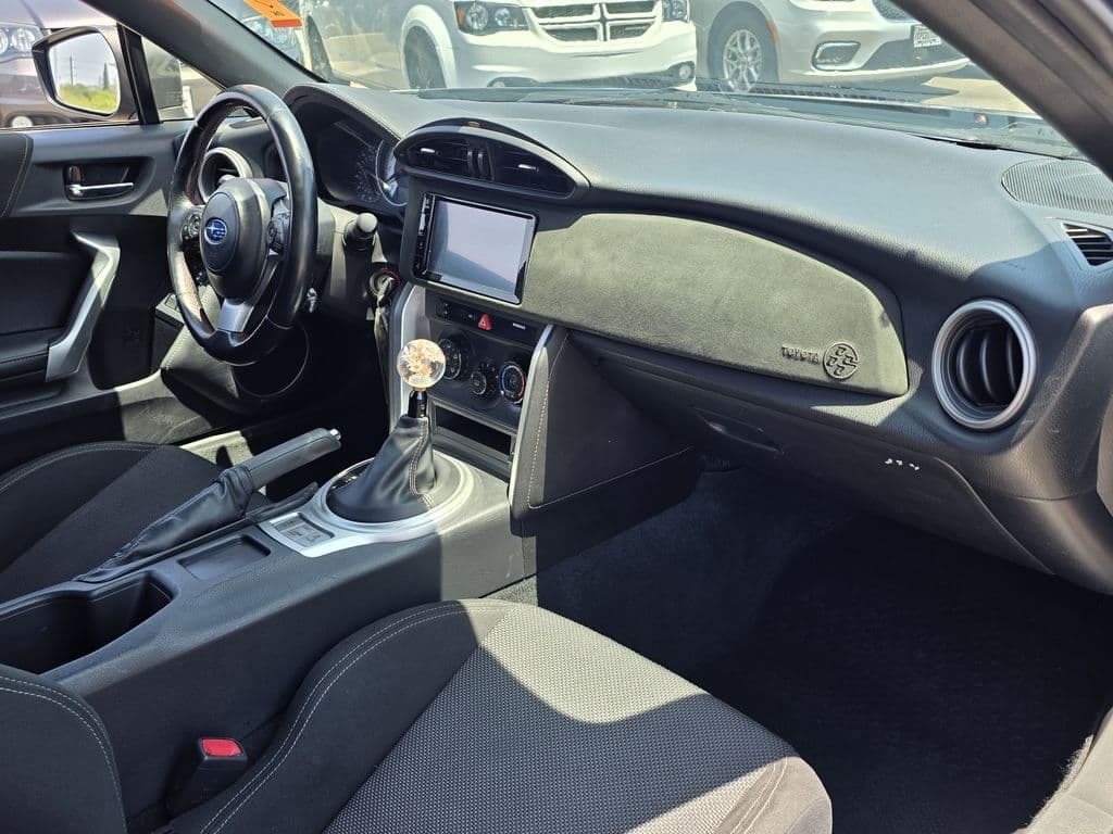 2020 Toyota 86 Base - Photo 12