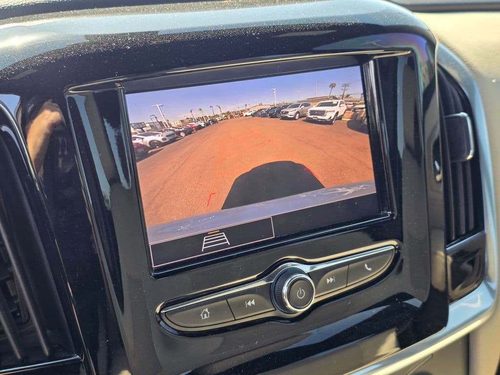 2022 Chevrolet Traverse LS - Photo 11