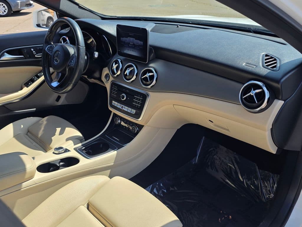 2019 Mercedes-Benz GLA GLA 250 - Photo 11