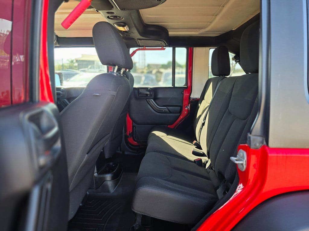 2015 Jeep Wrangler Unlimited Sport - Photo 18