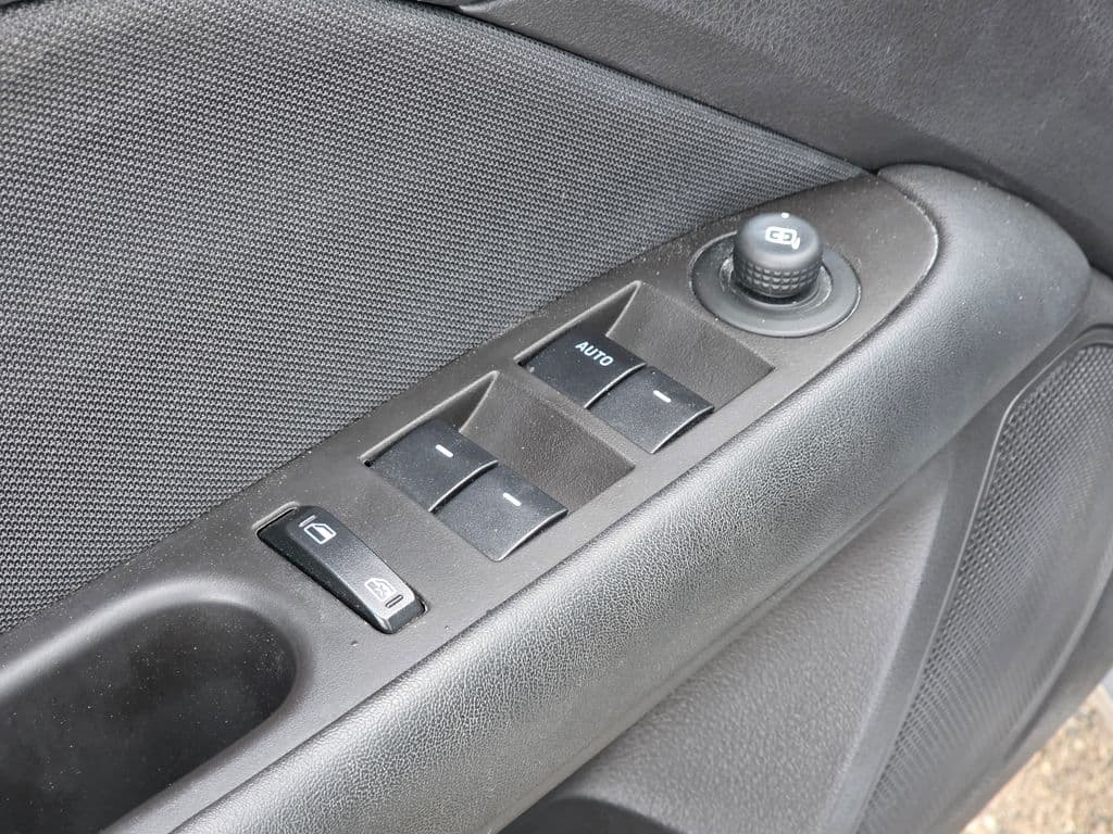 2011 Ford Fusion SE - Photo 23
