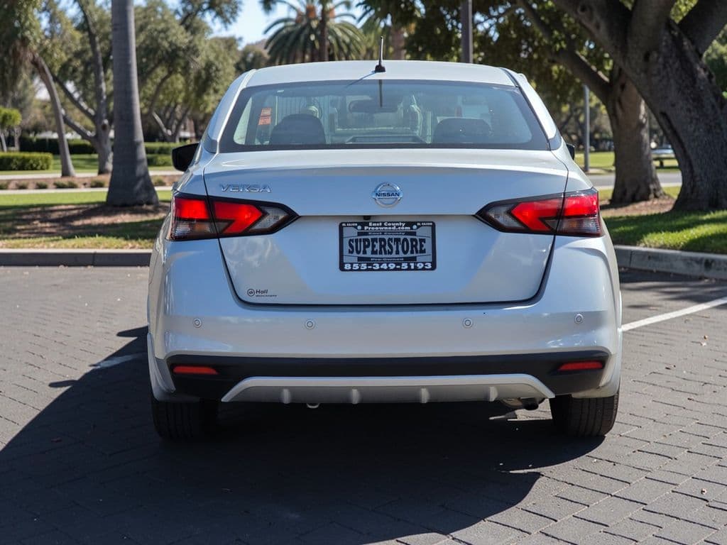 2021 Nissan Versa 1.6 S - Photo 6