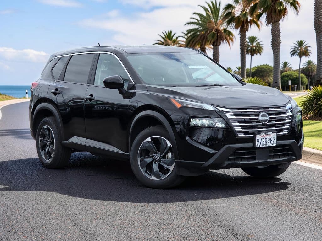 2025 Nissan Rogue SV - Photo 2