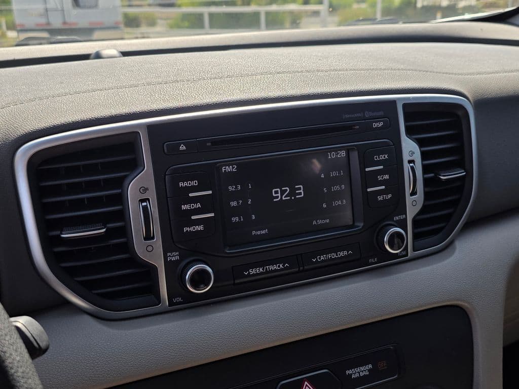 2018 Kia Sportage LX - Photo 30