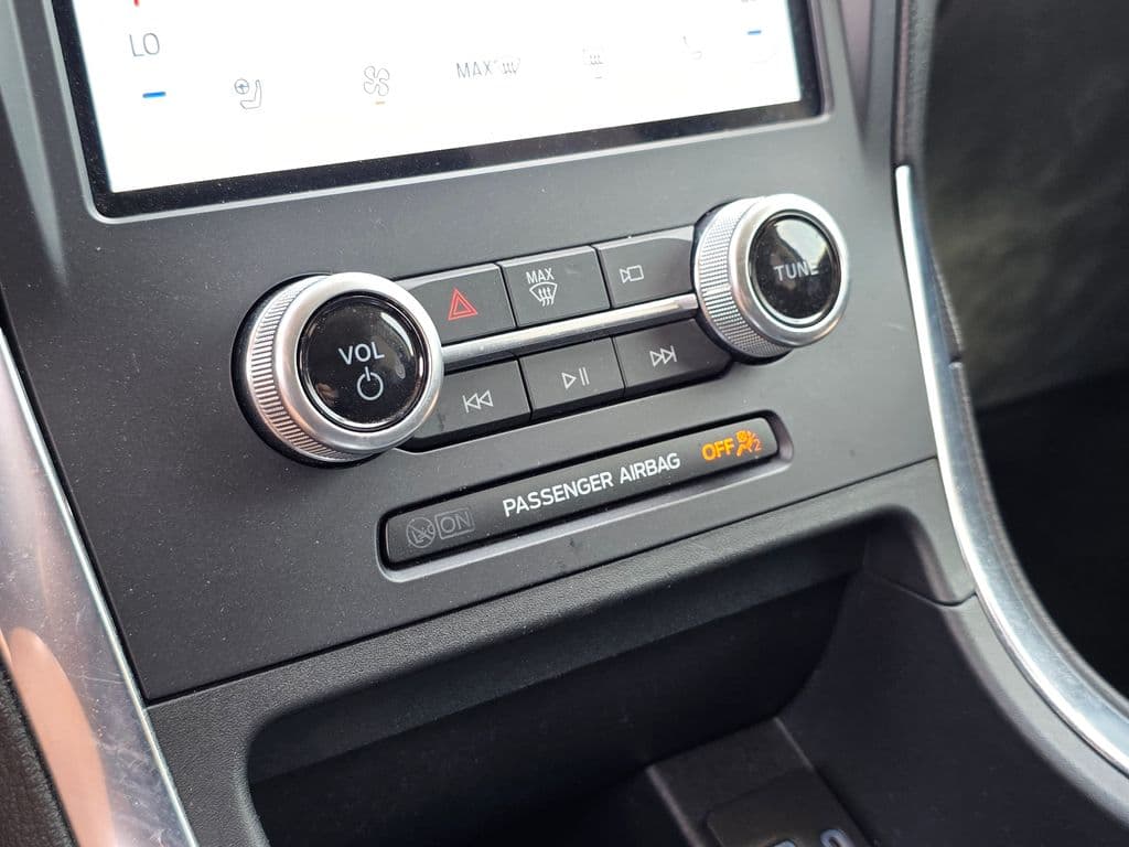 2021 Ford Edge Titanium - Photo 30