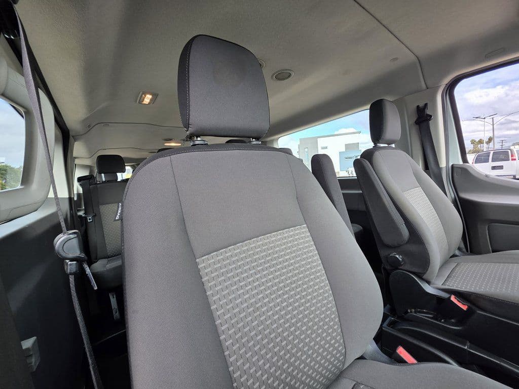 2020 Ford Transit-350 XLT - Photo 11