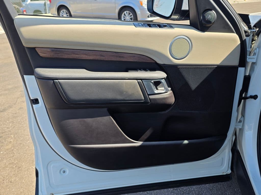 2017 Land Rover Discovery HSE - Photo 25