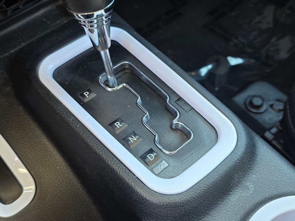 2016 Jeep Wrangler Unlimited Sahara - Photo 35