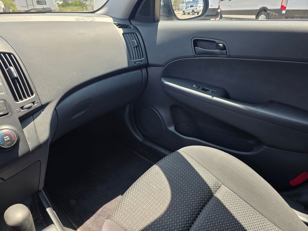 2010 Hyundai Elantra Touring GLS - Photo 29