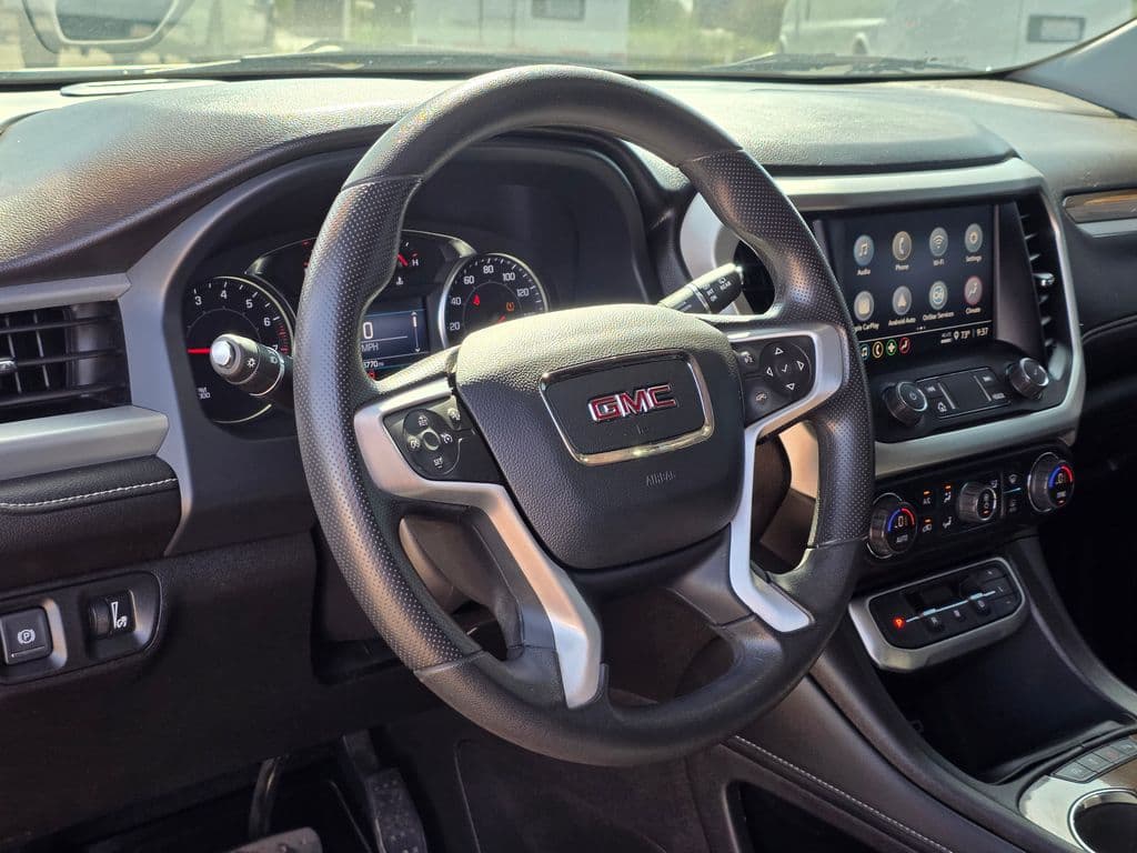 2022 GMC Acadia SLE - Photo 14
