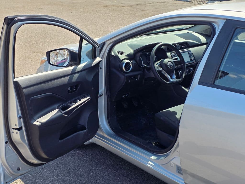 2021 Nissan Versa 1.6 S - Photo 37