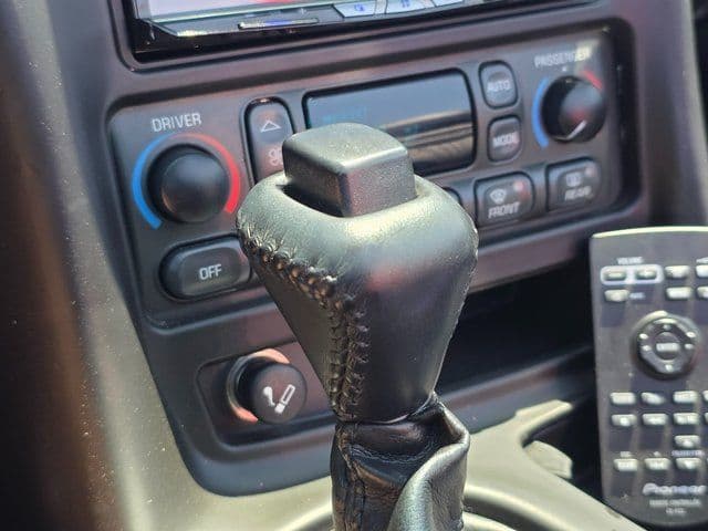 2004 Chevrolet Corvette Base - Photo 37