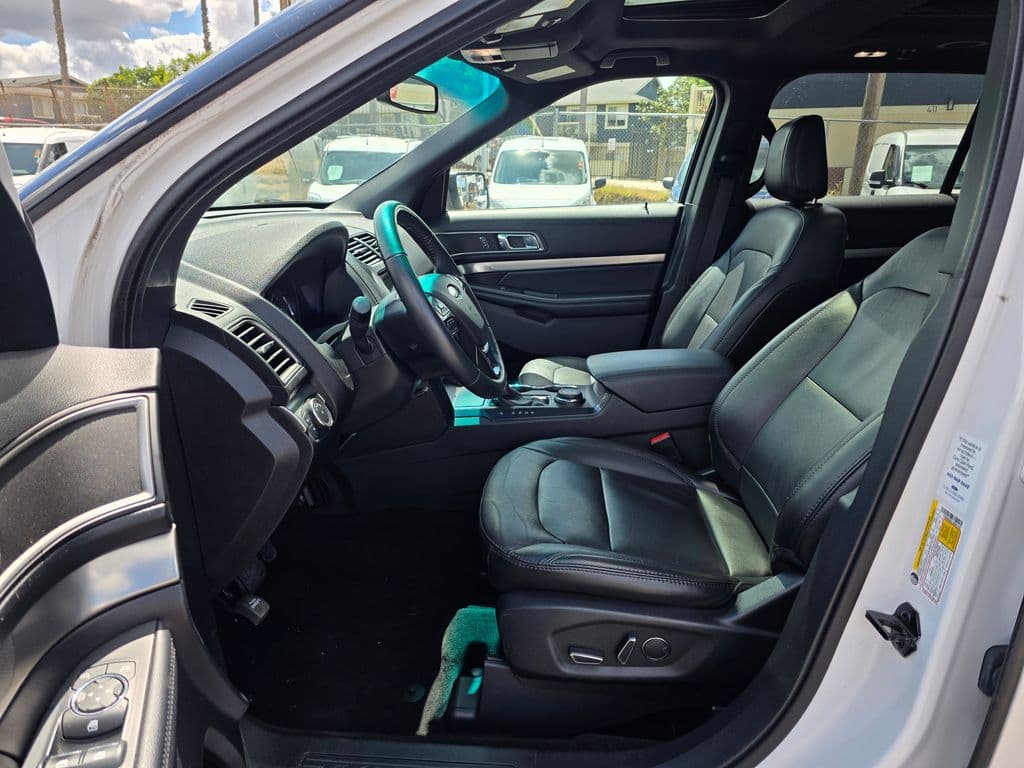 2018 Ford Explorer XLT - Photo 19