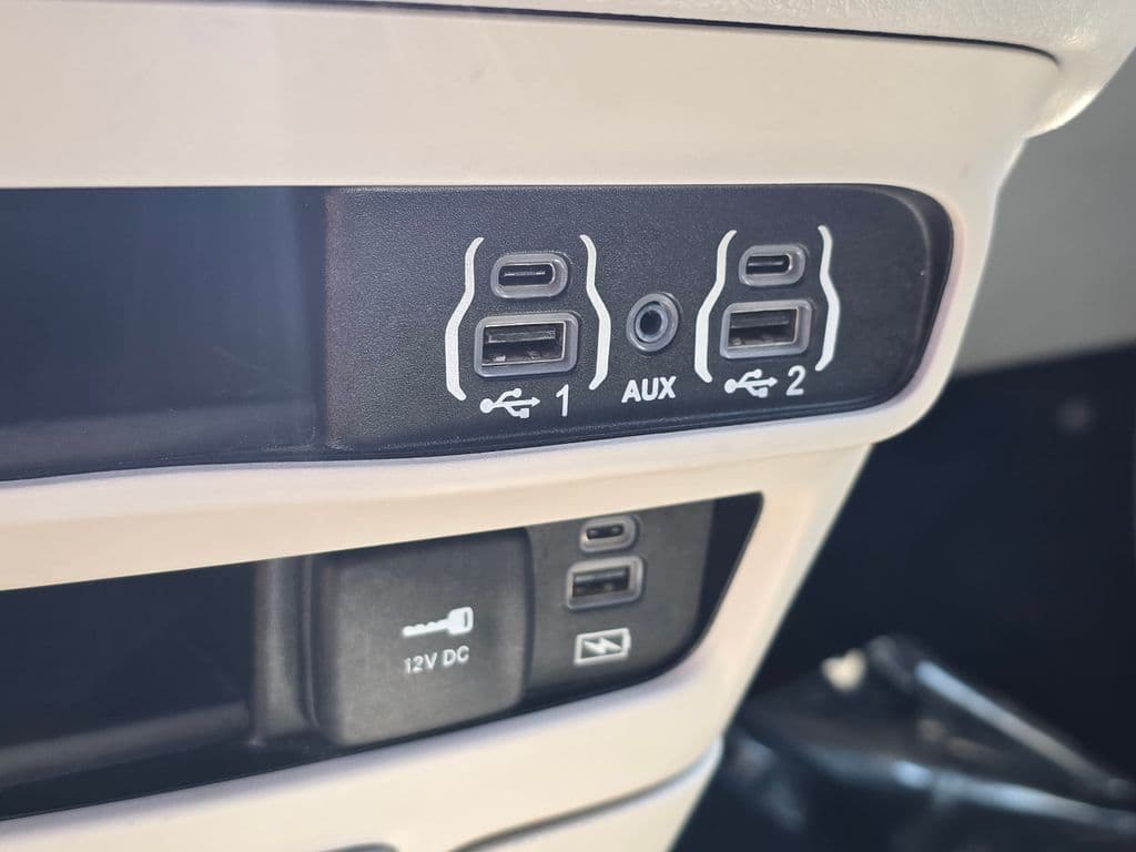 2022 Chrysler Pacifica Touring L - Photo 35