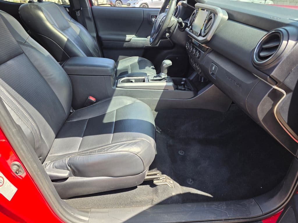 2020 Toyota Tacoma TRD Off-Road - Photo 10