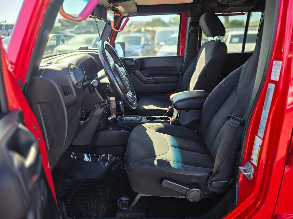 2015 Jeep Wrangler Unlimited Sport - Photo 16