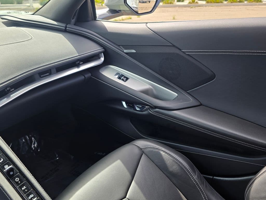 2024 Chevrolet Corvette Stingray - Photo 37