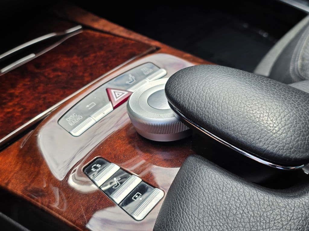 2012 Mercedes-Benz S-Class S 550 - Photo 38