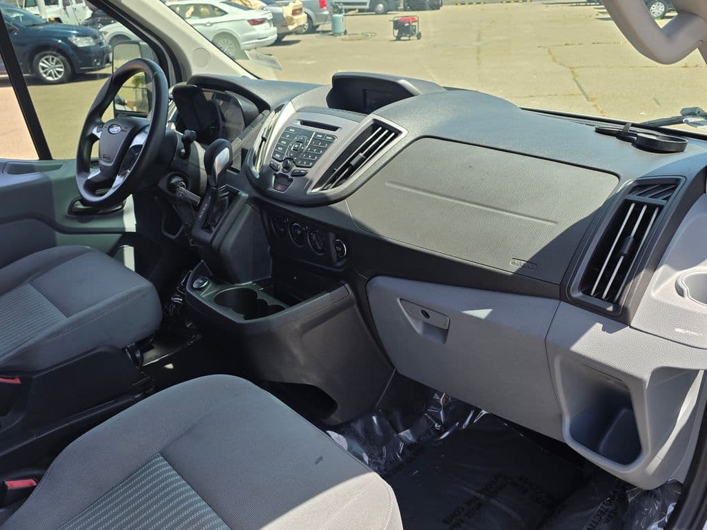 2019 Ford Transit-350 XLT - Photo 11