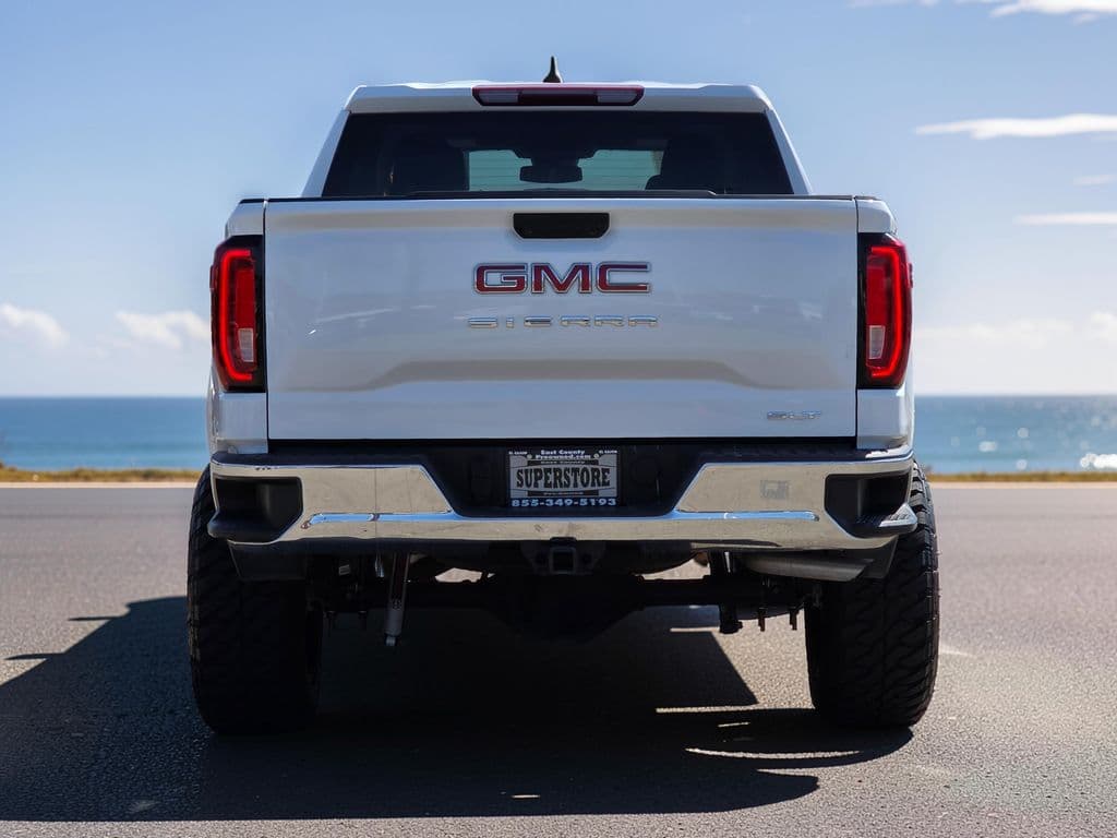 2025 GMC Sierra 1500 SLT - Photo 7