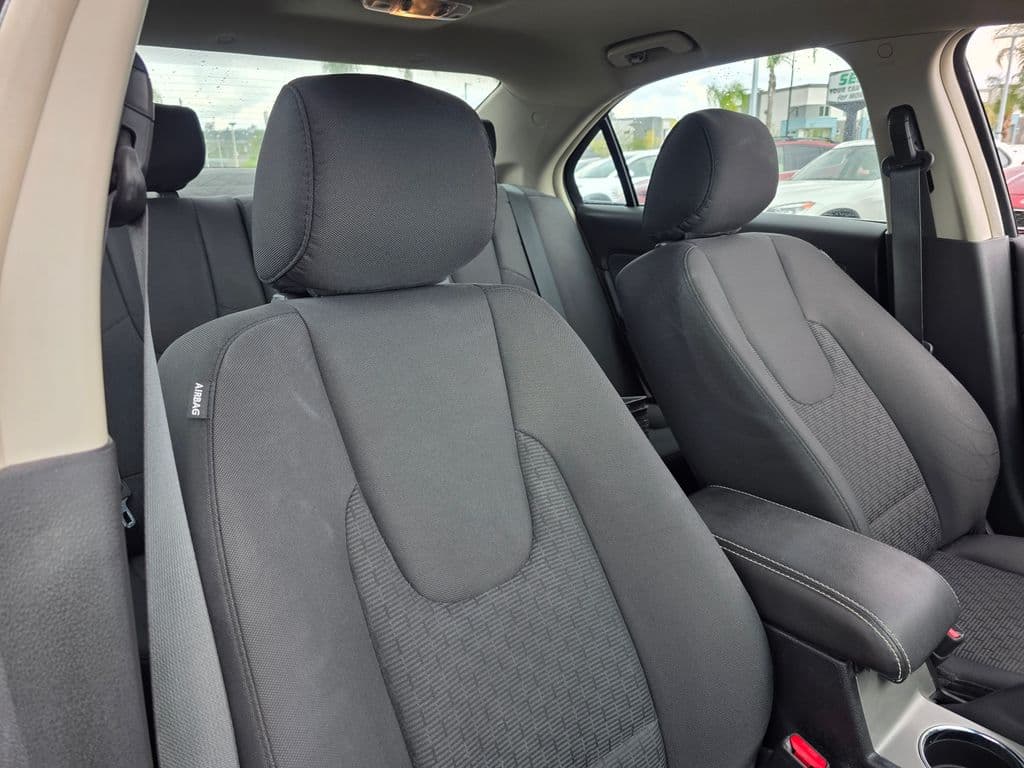 2011 Ford Fusion SE - Photo 13