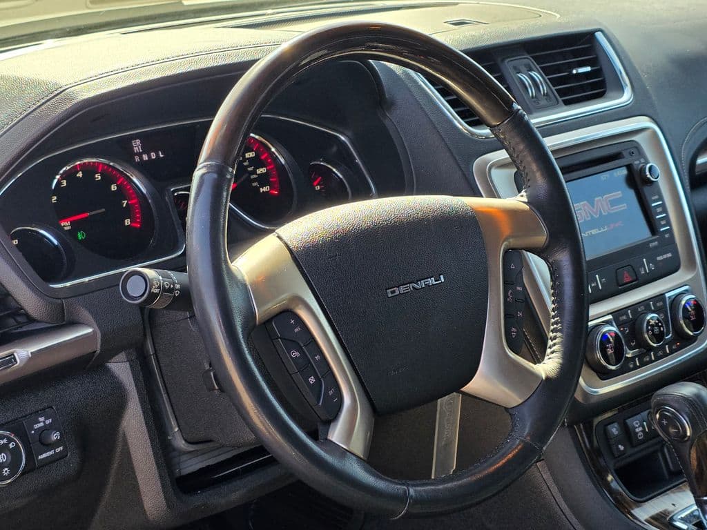 2016 GMC Acadia Denali - Photo 19
