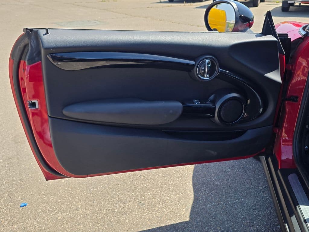 2016 MINI Cooper Base - Photo 21