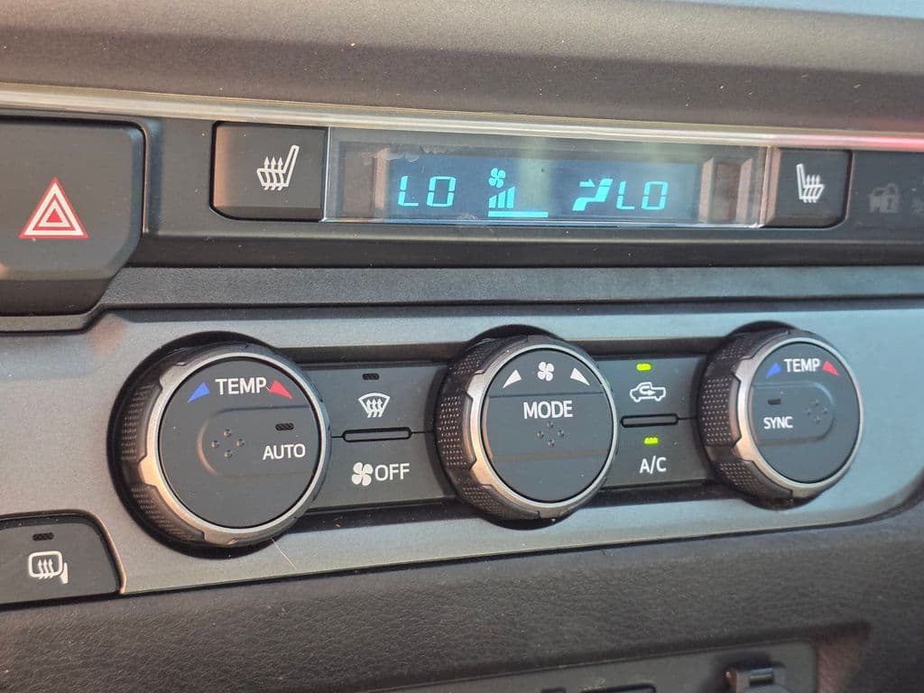 2020 Toyota Tacoma TRD Off-Road - Photo 35
