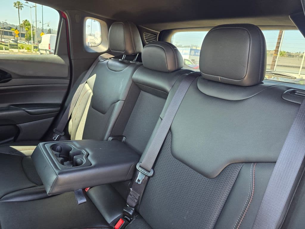 2025 Jeep Compass Trailhawk - Photo 16