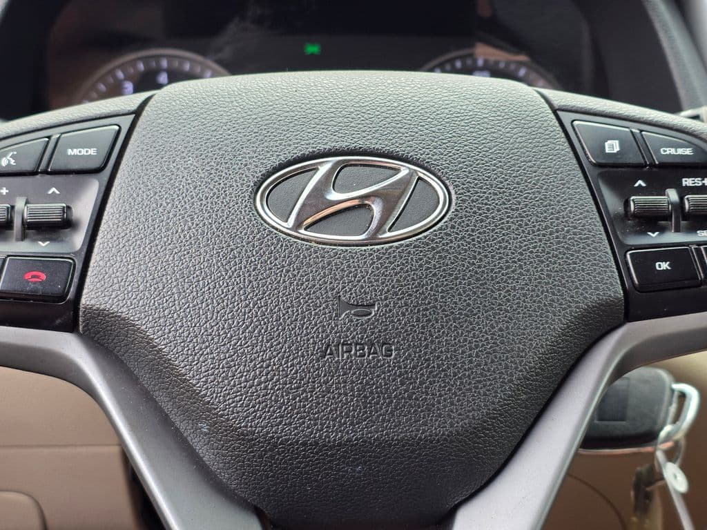 2016 Hyundai Tucson SE - Photo 25