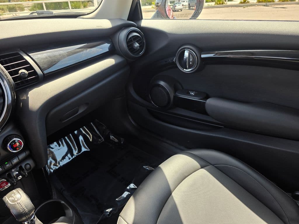 2016 MINI Cooper Base - Photo 35